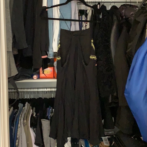 Piper by Townsen Embroidered Dress - Picture 3 of 10